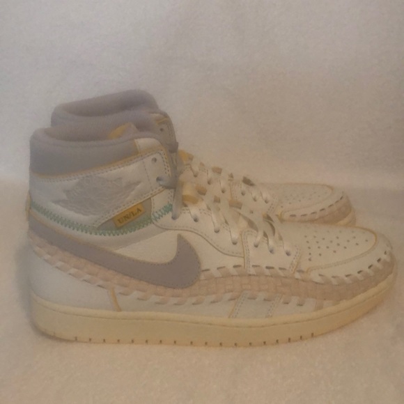 Special design Air Jordan Retro Hi OG SP. Size 10.5 vey nice special material. main image 5